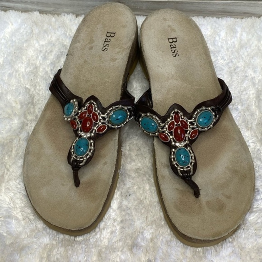 Bass Beaded, Leather Uppers  Wedge Sandals Size 8